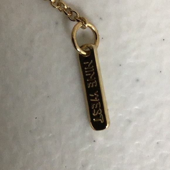 Women's Nine West Gold Tone 2 Layer Crystal Pendent Necklace - Picture 6 of 8